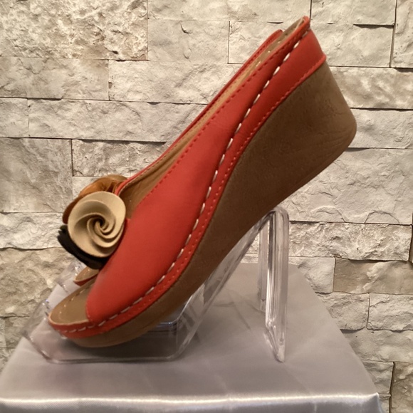 Good Choice (GC) Sydney Wedge Sandals - Picture 4 of 9